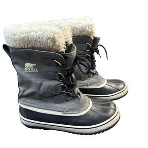 Sorel Women's Winter Carnival Snow Boots Gray Size 7. Waterproof